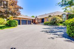 152 TREEGROVE CIRCLE Aurora (Hills Of St Andrew), ON L4G 6M1