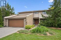 69 WOODLAND GLEN DRIVE Guelph (Kortright Hills), ON N1G 3S3