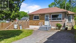 5717 DUNN STREET Niagara Falls, ON L2G 2N8