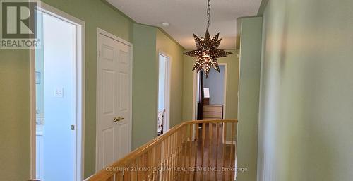 1 Ostick Street, Aurora, ON 