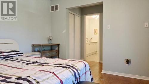 1 Ostick Street, Aurora, ON 