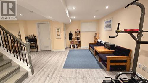 1 Ostick Street, Aurora, ON 