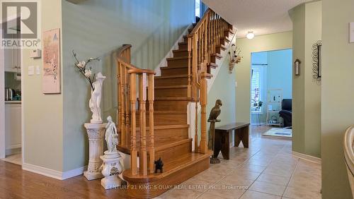 1 Ostick Street, Aurora, ON 