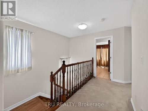 200 Celtic Ridge Crescent, Ottawa, ON 