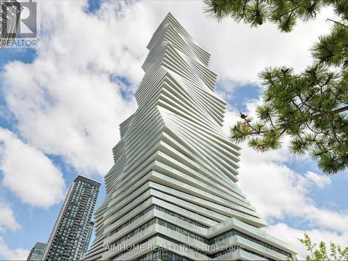 5604 - 3883 QUARTZ ROAD  Mississauga, ON L5B 0M4