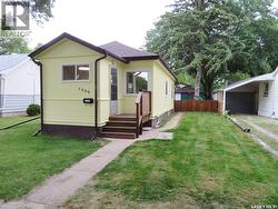 1436 E AVENUE N  Saskatoon, SK S7L 1T6