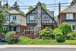 138 FALLINGBROOK ROAD Toronto, ON M1N 2T6