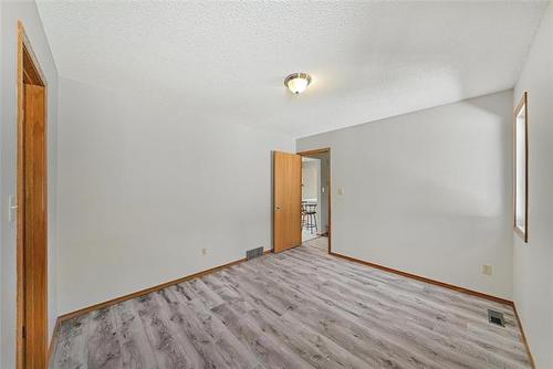 362 Ottawa Ave, Winnipeg, MB 