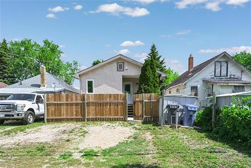 362 Ottawa Ave, Winnipeg, MB 