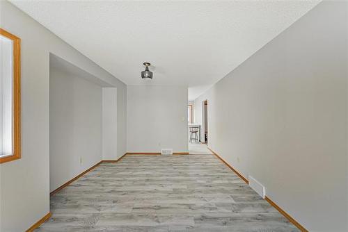 362 Ottawa Ave, Winnipeg, MB 