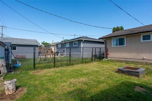 107 Penfold Cr, Winnipeg, MB 