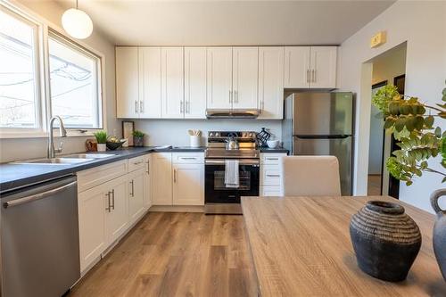 107 Penfold Cr, Winnipeg, MB 