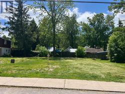 196 LINCOLN ROAD W Fort Erie (Crystal Beach), ON L0S 1B0