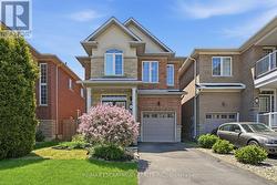 111 GREENSTEM CRESCENT Hamilton, ON L8E 0A8
