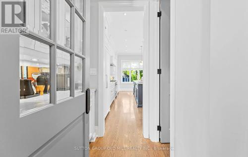 8 Cumberland Drive, Mississauga, ON 