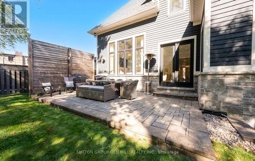 8 Cumberland Drive, Mississauga, ON 