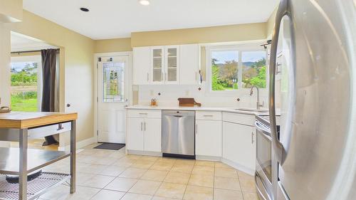 2483 Chieftain Road, West Kelowna, BC 