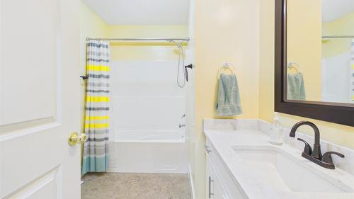 2483 Chieftain Road, West Kelowna, BC 