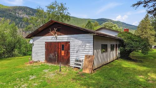 216 Mclure Ferry Road, Kamloops, BC 