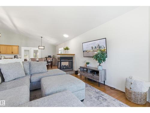 2309 3 Av, Cold Lake, AB 