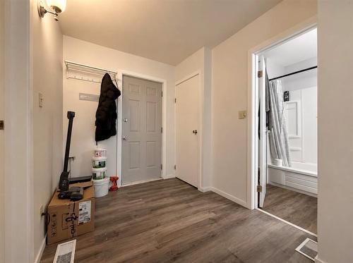 8 27Th Street, Brandon, MB 