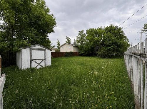 8 27Th Street, Brandon, MB 