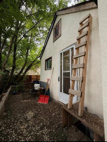 8 27Th Street, Brandon, MB 