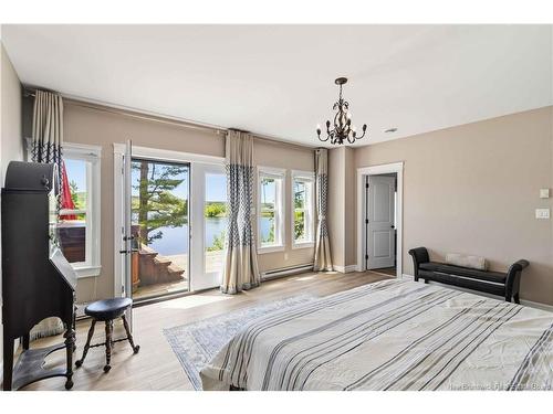 1069 105 Rte, Fredericton, NB 
