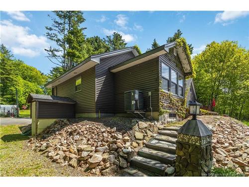 1069 105 Rte, Fredericton, NB 