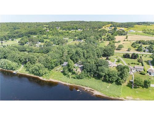 1069 105 Rte, Fredericton, NB 
