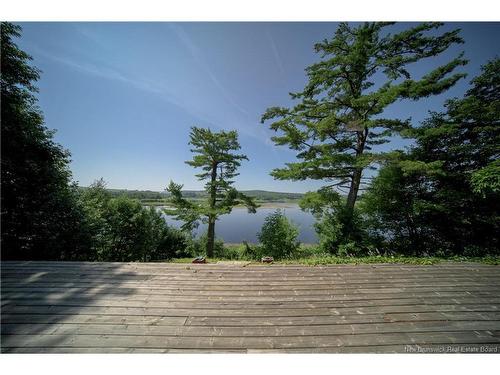 1069 105 Rte, Fredericton, NB 