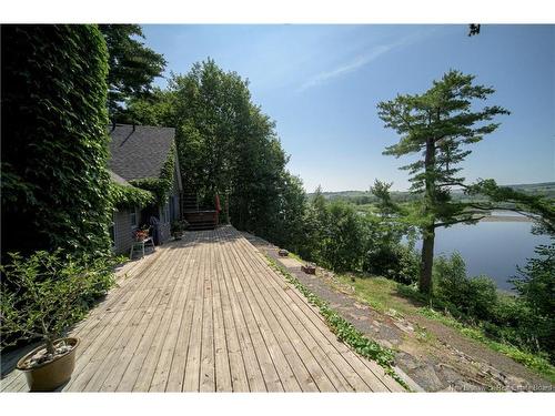 1069 105 Rte, Fredericton, NB 