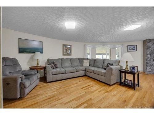 409 Damascus Rd, Hampton, NB 