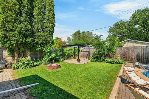 11 Pawnee Bay, Winnipeg, MB 