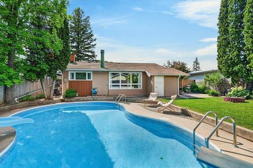11 Pawnee Bay, Winnipeg, MB 
