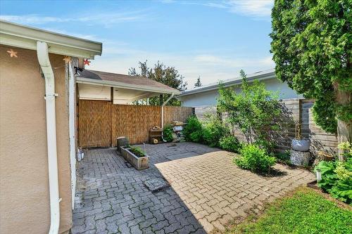 11 Pawnee Bay, Winnipeg, MB 