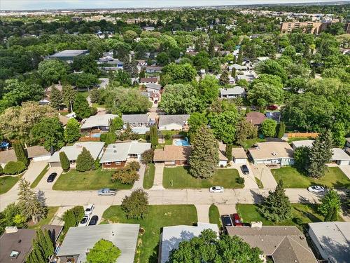 11 Pawnee Bay, Winnipeg, MB 