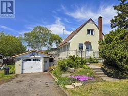 57 CLAYTE ST Thunder Bay, ON P7A 6S3