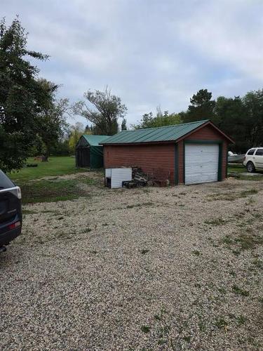 202 River Road, Swan River, MB 
