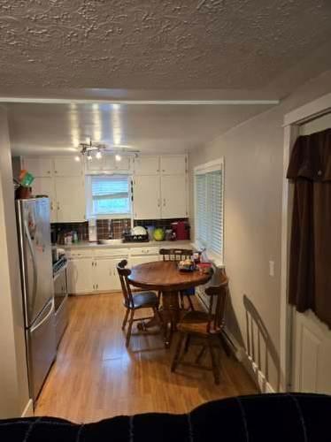 202 River Road, Swan River, MB 