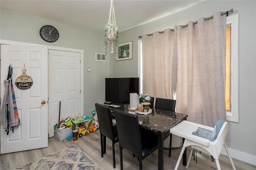 853 Bannatyne Avenue, Winnipeg, MB 