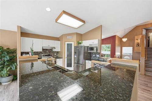 52 Wildfire Drive, Winnipeg, MB 