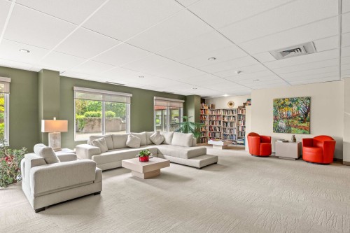 Salle communautaire - 403-80 Av. Lorne, Saint-Lambert, QC 