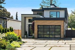 9499 Maryland Dr Sidney, BC V8L 2R7