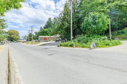 2 Drake Rd, Salt Spring, BC 