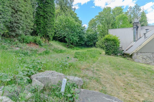 2 Drake Rd, Salt Spring, BC 