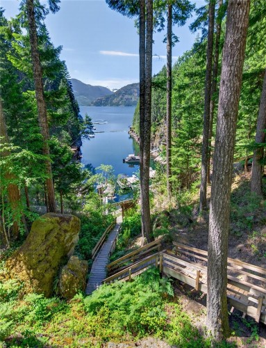 30 Baikie Dr, Campbell River, BC 