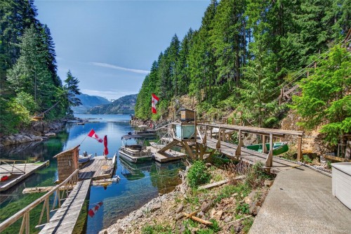 30 Baikie Dr, Campbell River, BC 