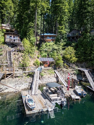 30 Baikie Dr, Campbell River, BC 
