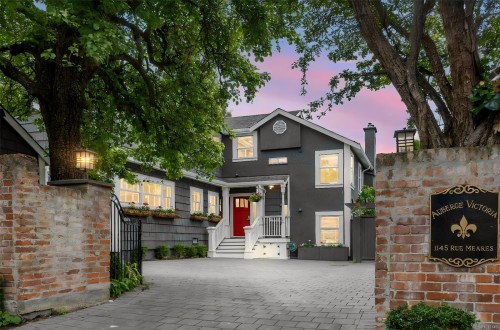1145 Meares St  Victoria, BC V8V 3J9